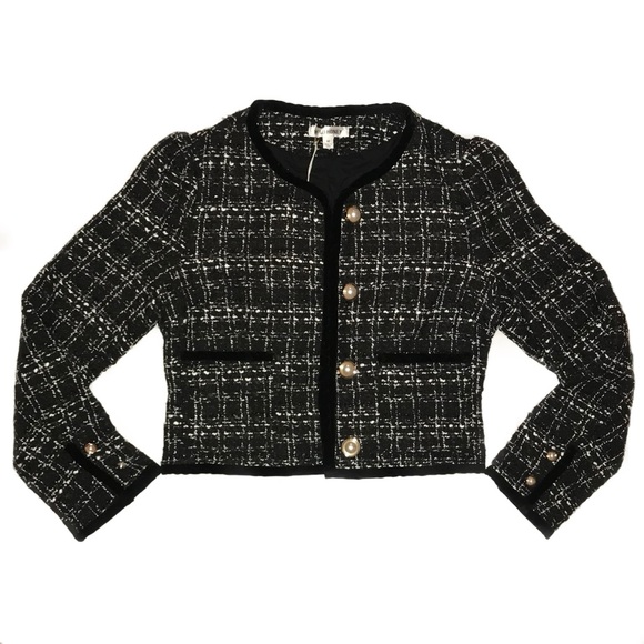 ✨ HOLIDAY OUTFIT ✨ Classic Black Tweed Jacket with Pearl Buttons - Picture 2 of 3